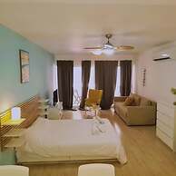 06 LIM - Eden Beach Studio