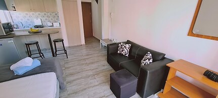 00 HA - HA DE CO C in Ayia Napa