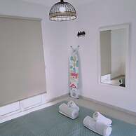 48 PER - Mellissa Villa