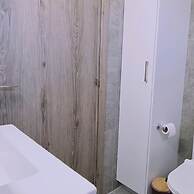 48 PER - Mellissa Villa