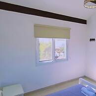 48 PER - Mellissa Villa