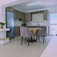 48 PER - Mellissa Villa