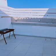 48 PER - Mellissa Villa