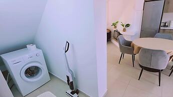 48 PER - Mellissa Villa