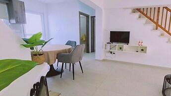 48 PER - Mellissa Villa