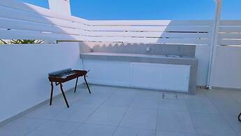 48 PER - Mellissa Villa