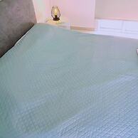 48 PER - Mellissa Villa