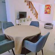 48 PER - Mellissa Villa