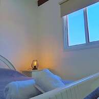 48 PER - Mellissa Villa