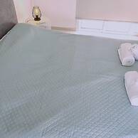 48 PER - Mellissa Villa