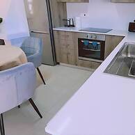 48 PER - Mellissa Villa