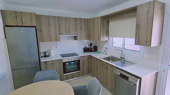 48 PER - Mellissa Villa