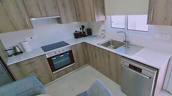 48 PER - Mellissa Villa