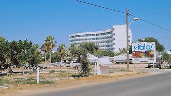 48 PER - Mellissa Villa