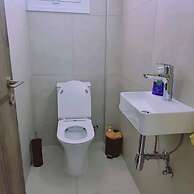 48 PER - Mellissa Villa