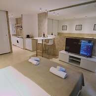 71 AN -stay Lavish Studio