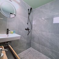 32 Lim- Stay Vintage House