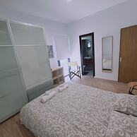 32 Lim- Stay Vintage House