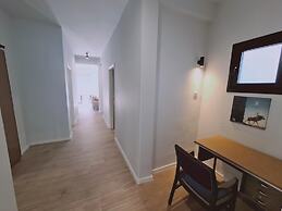 32 Lim- Stay Vintage House