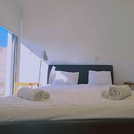 02 LIM - Stay Vivid City Apartment