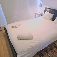 02 LIM - Stay Vivid City Apartment