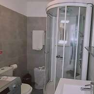 02 LIM - Stay Vivid City Apartment