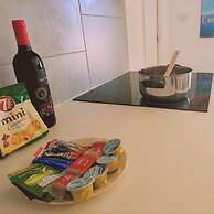 02 LIM - Stay Vivid City Apartment