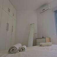 02 LIM - Stay Vivid City Apartment