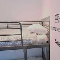 02 LIM - Stay Vivid City Apartment