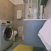 02 LIM - Stay Vivid City Apartment