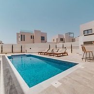 66 PER - Stay Villa Palm