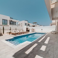 66 PER - Stay Villa Palm