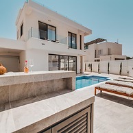 66 PER - Stay Villa Palm