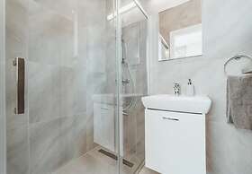 66 PER - Stay Villa Palm