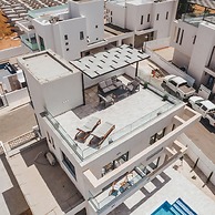 66 PER - Stay Villa Palm