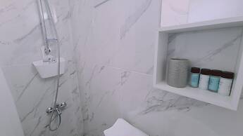 100 AN - Napa Living 16