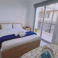 80 LCA - Stay Finikoudes Soul