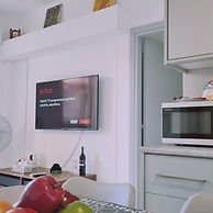 80 LCA - Stay Finikoudes Soul