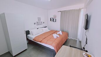 100 AN - Napa Living 17