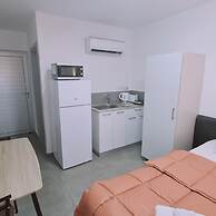 100 AN - Napa Living 17