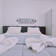 100 AN - Napa Living 18