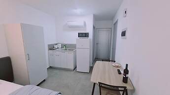 100 AN - Napa Living 18