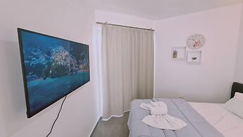 100 AN - Napa Living 18