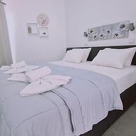 100 AN - Napa Living 18