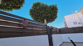 72 AN - Stay Napa Velvet