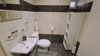 72 AN - Stay Napa Velvet