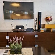 76 EGM - Stay Serenity Apartment
