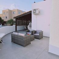 Stay Kapparis Symphony