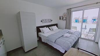 100 AN - Napa Living 37