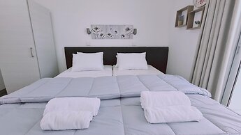 100 AN - Napa Living 37